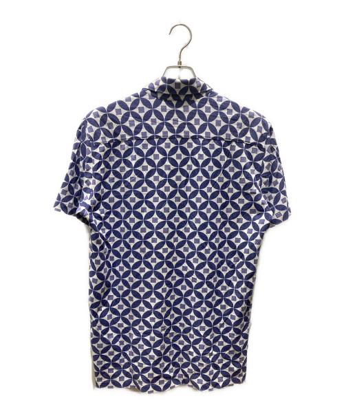 C.P COMPANY（シーピーカンパニー）C.P COMPANY (シーピーカンパニー) ポロシャツ ブルー×ホワイト サイズ:Lの古着・服飾アイテム