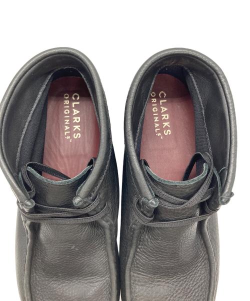 CLARKS ORIGINALS（クラークス オリジナルズ）CLARKS ORIGINALS (クラークス オリジナルズ) レザーワラビーブーツ ブラック サイズ:28㎝の古着・服飾アイテム
