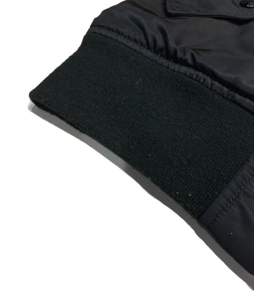 ALPHA INDUSTRIES INC（アルファインダストーリーズ）ALPHA INDUSTRIES INC (アルファインダストーリーズ) MA-1フライトジャケット ブラック×オレンジ サイズ:Mの古着・服飾アイテム