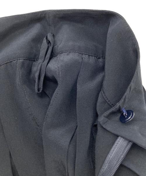 CHANEL（シャネル）CHANEL (シャネル) COCO MARK BUTTONS SILK PLEATS SKIRT ココボタン プリーツ シルクスカート　 ブラック サイズ:36の古着・服飾アイテム
