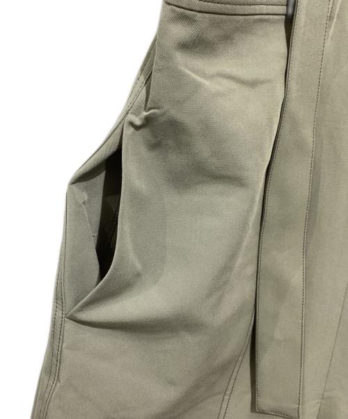 UN3D.（アンスリード）UN3D. (アンスリード) DROOP SHOULDER AIO / ドループショルダーオールインワン カーキ サイズ:Mの古着・服飾アイテム