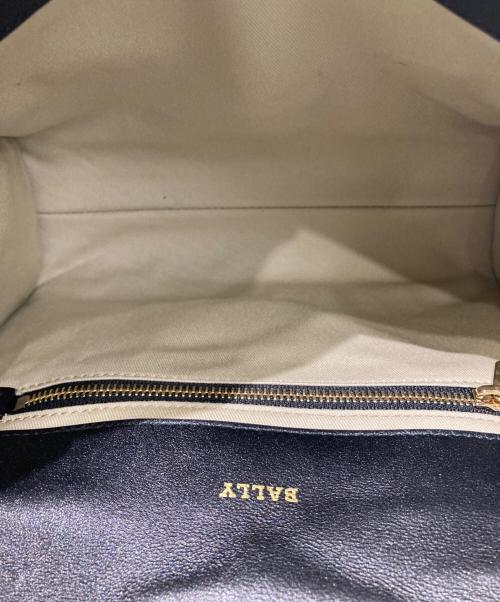 BALLY（バリー）BALLY (バリー) キルティングレザーショルダーバッグ ブラックの古着・服飾アイテム