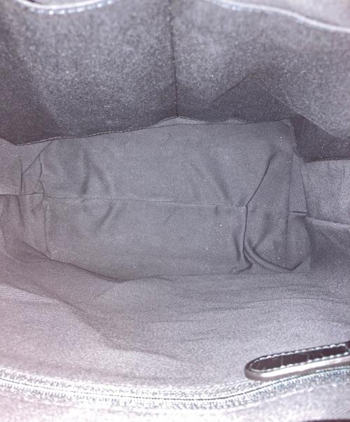 DEMELLIER（デメリエー）DeMELLIER (デメリエー) 型押しトートバッグ ブラックの古着・服飾アイテム