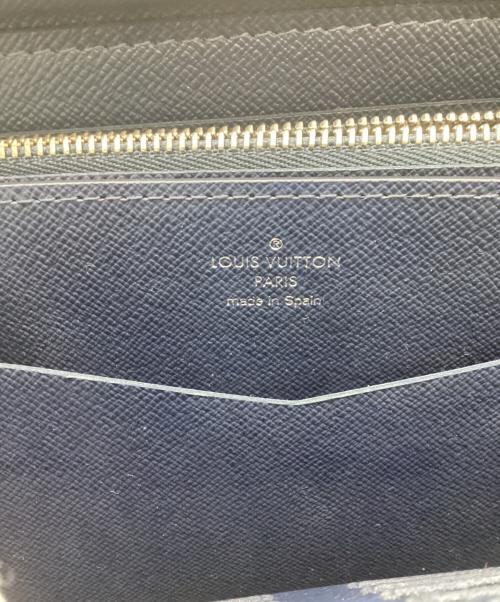 LOUIS VUITTON（ルイ ヴィトン）LOUIS VUITTON (ルイ ヴィトン) タイガ ジッピーXL/ノワール クラッチバッグ/ラウンドファスナー財布 ネイビーの古着・服飾アイテム