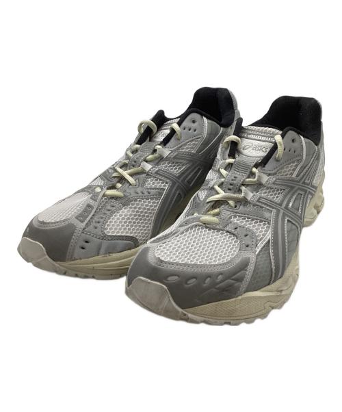 asics（アシックス）asics (アシックス) GEL-NIMBUS 10.1 ホワイト×グレー サイズ:29.5cmの古着・服飾アイテム