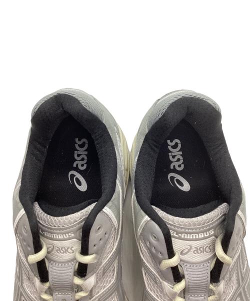 asics（アシックス）asics (アシックス) GEL-NIMBUS 10.1 ホワイト×グレー サイズ:29.5cmの古着・服飾アイテム