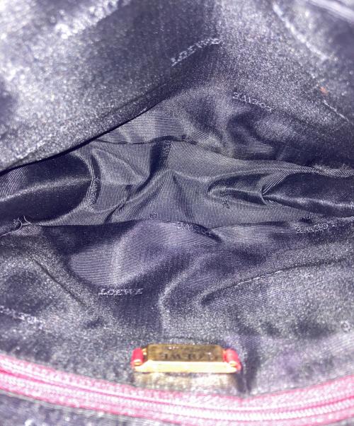 LOEWE（ロエベ）LOEWE (ロエベ) ショルダーバッグ レッドの古着・服飾アイテム