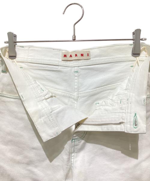 MARNI（マルニ）MARNI (マルニ) グリーンステッチデニムパンツ ホワイト サイズ:Ｓの古着・服飾アイテム
