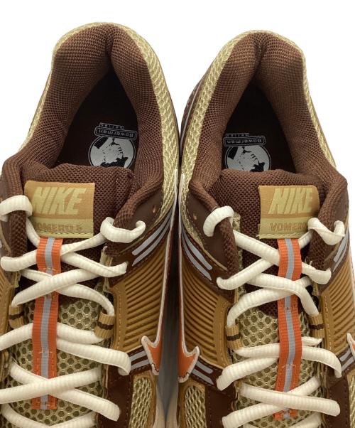 NIKE（ナイキ）NIKE (ナイキ) Zoom Vomero 5 / ズーム ボメロ 5 ブラウン サイズ:EU44の古着・服飾アイテム