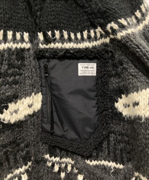 elephant TRIBAL fabrics（エレファントトライバルファブリックス）elephant TRIBAL fabrics (エレファントトライバルファブリックス) HYBRID COWICHAN BLOUSON / カウチンニット ブルゾン ブラック サイズ:FREEの古着・服飾アイテム