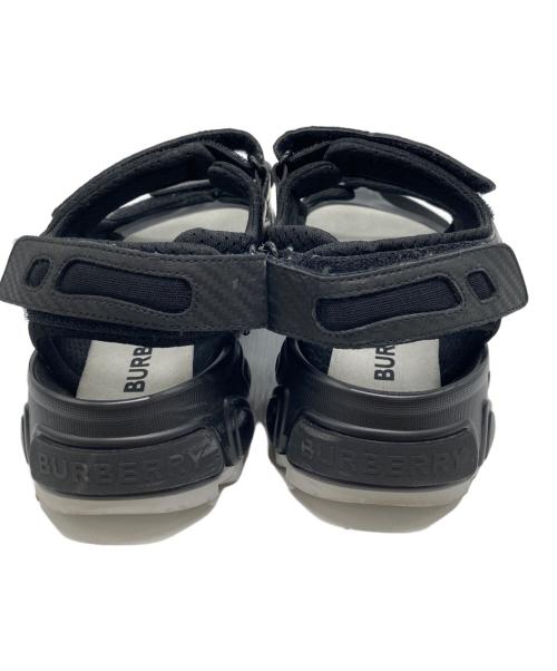 BURBERRY LONDON ENGLAND（バーバリー ロンドン イングランド）BURBERRY LONDON ENGLAND (バーバリー ロンドン イングランド) アーサーサンダル ブラック サイズ:38の古着・服飾アイテム
