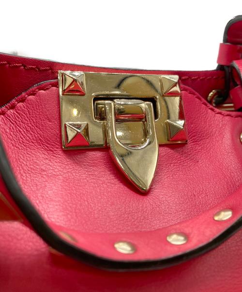 VALENTINO GARAVANI（ヴァレンティノ・ガラヴァーニ）VALENTINO GARAVANI (ヴァレンティノ・ガラヴァーニ) ロックスタッズ2WAYミニショルダーバッグ ピンクの古着・服飾アイテム