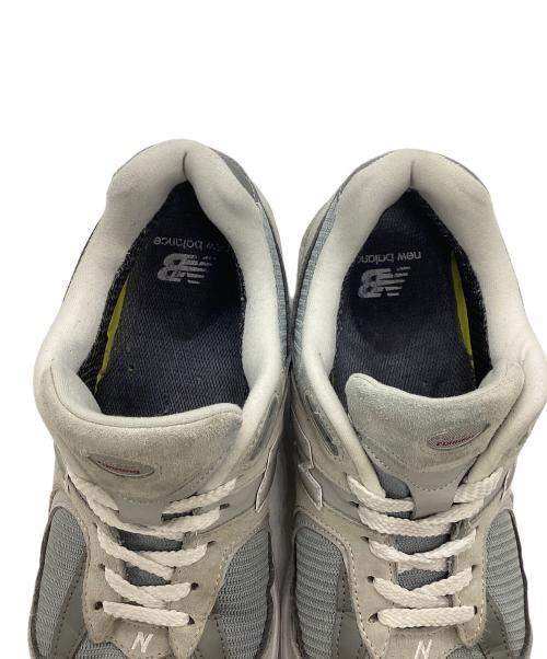 NEW BALANCE（ニューバランス）NEW BALANCE (ニューバランス) M2002RXJ ローカットスニーカー グレー サイズ:27.5の古着・服飾アイテム