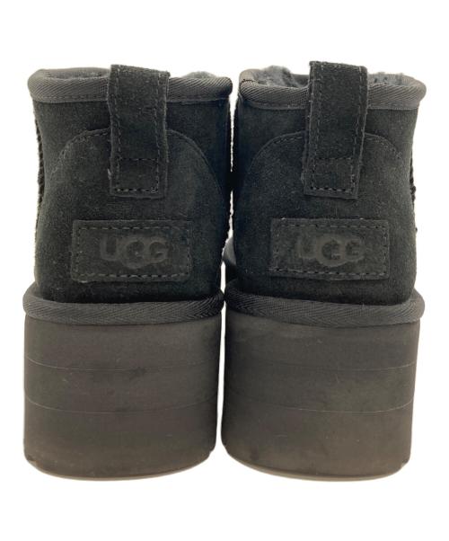 UGG（アグ）UGG (アグ) Classic Ultra Mini Platform クラシックウルトラミニプラットフォームブーツ ブラック サイズ:24の古着・服飾アイテム