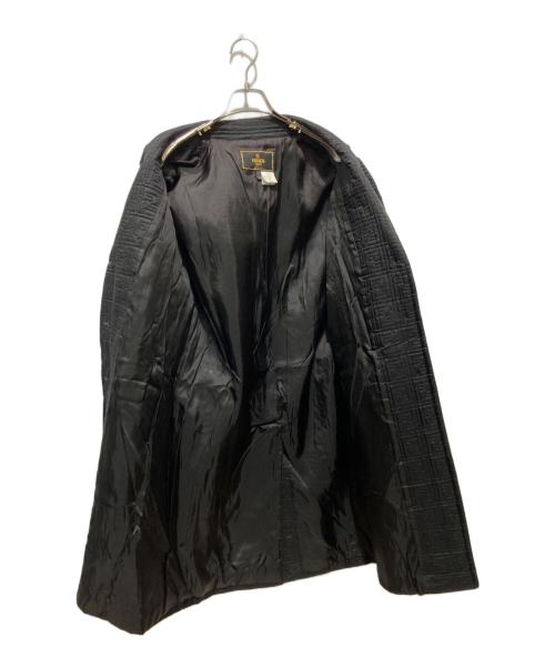 FENDI（フェンディ）FENDI (フェンディ) ズッカ柄キルティングコート ブラック サイズ:44の古着・服飾アイテム