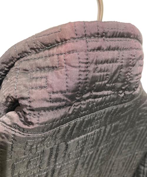 FENDI（フェンディ）FENDI (フェンディ) ズッカ柄キルティングコート ブラック サイズ:44の古着・服飾アイテム