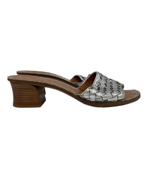 BOTTEGA VENETA（ボッテガベネタ）BOTTEGA VENETA (ボッテガベネタ) イントレチャートサンダル シルバー サイズ:23.5㎝の古着・服飾アイテム