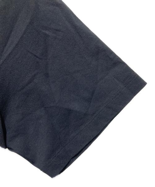 MM6 Maison Margiela（エムエムシックスメゾンマルジェラ）MM6 Maison Margiela (エムエムシックスメゾンマルジェラ) パッチプリントS/STシャツ ブラック サイズ:XSの古着・服飾アイテム