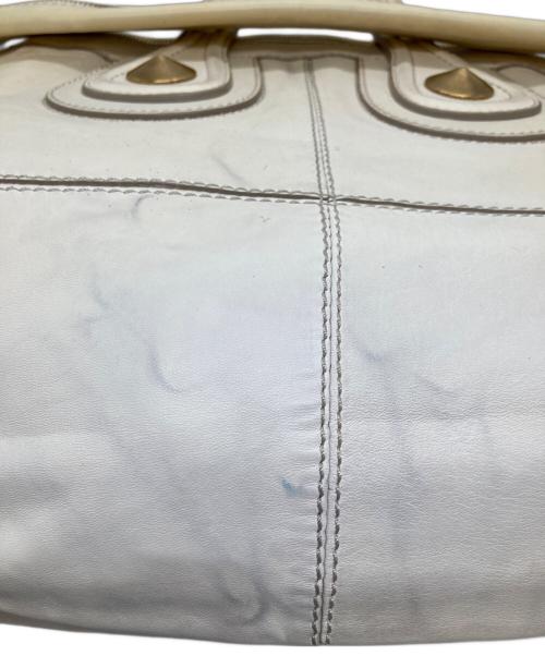 GIVENCHY（ジバンシィ）GIVENCHY (ジバンシィ) スタッズトートバッグ ホワイトの古着・服飾アイテム