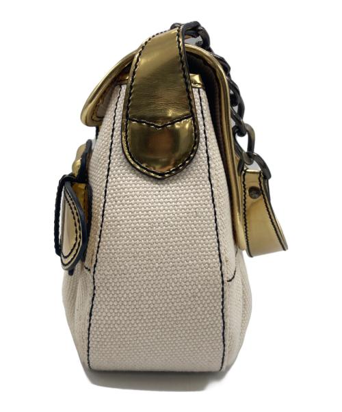 FENDI（フェンディ）FENDI (フェンディ) B BIS チェーンショルダーバッグ ベージュ×ゴールドの古着・服飾アイテム