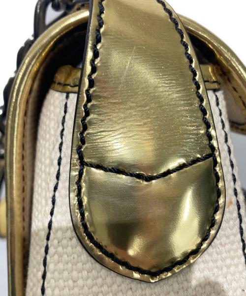 FENDI（フェンディ）FENDI (フェンディ) B BIS チェーンショルダーバッグ ベージュ×ゴールドの古着・服飾アイテム