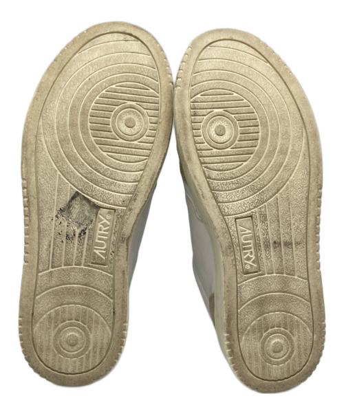 AUTRY（オートリ―）AUTRY (オートリ―) MEDALIST LOW / ローカットスニーカー ベージュ サイズ:38の古着・服飾アイテム