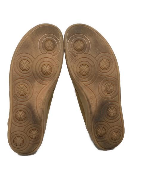 CLARKS（クラークス）CLARKS (クラークス) Oakland Top / オークランドトップ チャッカーブーツ ベージュ サイズ:270の古着・服飾アイテム