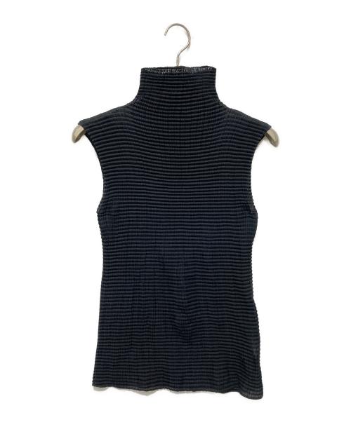 ISSEY MIYAKE（イッセイミヤケ）ISSEY MIYAKE (イッセイミヤケ) プリーツS/Sカットソー ブラック サイズ:Mの古着・服飾アイテム
