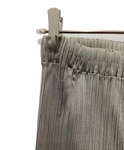 PLEATS PLEASE（プリーツプリーズ）PLEATS PLEASE (プリーツプリーズ) プリーツスカート グレー サイズ:2の古着・服飾アイテム