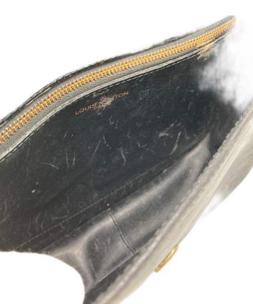 LOUIS VUITTON（ルイ ヴィトン）LOUIS VUITTON (ルイ ヴィトン) ショルダーバッグ ブラックの古着・服飾アイテム