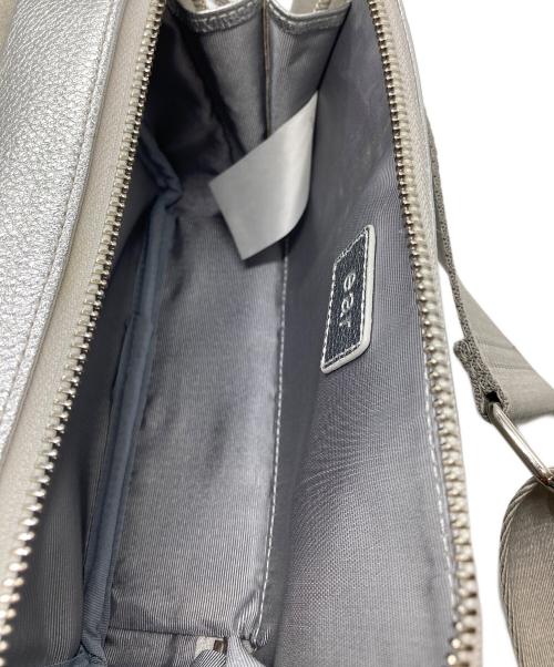 ear PAPILLONNER（イアパピヨネ）ear PAPILLONNER (イアパピヨネ) ウォレット&ショルダーバッグ シルバーの古着・服飾アイテム