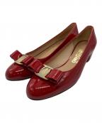 Salvatore Ferragamoサルヴァトーレ フェラガモ）の古着「ヴァラリボンパンプス」｜レッド