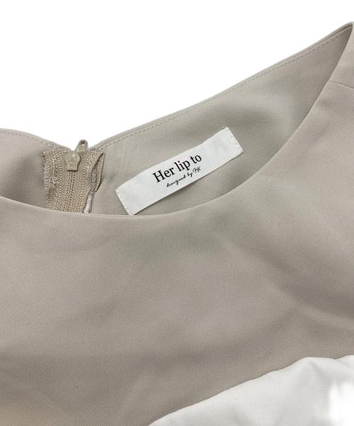 HER LIP TO（ハーリップトゥ）HER LIP TO (ハーリップトゥ) Bicolor Ribbon-Motif Romper ベージュ サイズ:Ｓの古着・服飾アイテム