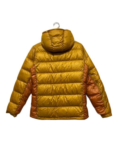 mont-bell（モンベル）mont-bell (モンベル) アルパインダウンパーカ ダウンジャケット イエロー×オレンジ サイズ:Sの古着・服飾アイテム