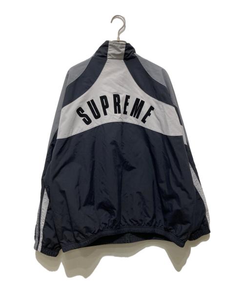 SUPREME（シュプリーム）SUPREME (シュプリーム) UMBRO (アンブロ) 23SS Umbro Track Jacket グレー×ブラック サイズ:XLの古着・服飾アイテム