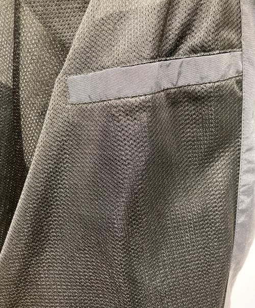 SUPREME（シュプリーム）SUPREME (シュプリーム) UMBRO (アンブロ) 23SS Umbro Track Jacket グレー×ブラック サイズ:XLの古着・服飾アイテム