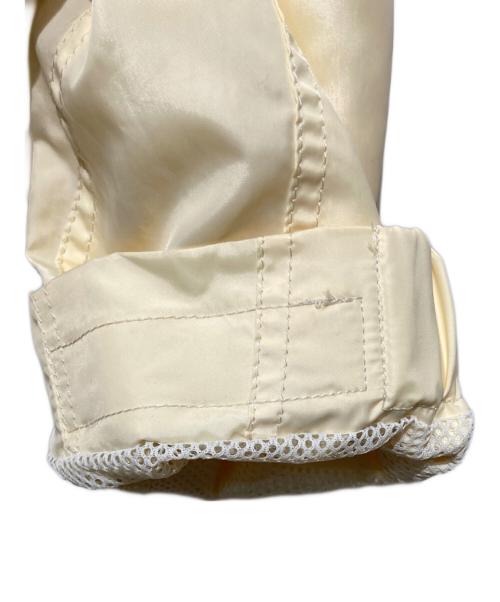 ISSEY MIYAKE FETE（イッセイミヤケフェット）ISSEY MIYAKE FETE (イッセイミヤケフェット) パラシュートコート ベージュ サイズ:Lの古着・服飾アイテム