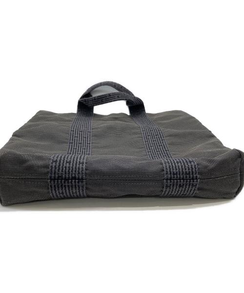 HERMES（エルメス）HERMES (エルメス) カバストートバッグ グレーの古着・服飾アイテム