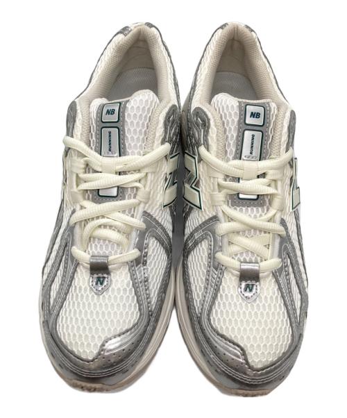 NEW BALANCE（ニューバランス）NEW BALANCE (ニューバランス) スニーカー ホワイト×グレー サイズ:27cmの古着・服飾アイテム