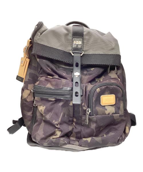 TUMI（トゥミ）TUMI (トゥミ) カモ柄リュック カーキの古着・服飾アイテム