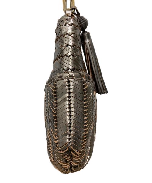 ANYA HINDMARCH（アニヤ・ハインドマーチ）ANYA HINDMARCH (アニヤ・ハインドマーチ) ショルダーバッグ ベージュ サイズ:OneSizeの古着・服飾アイテム