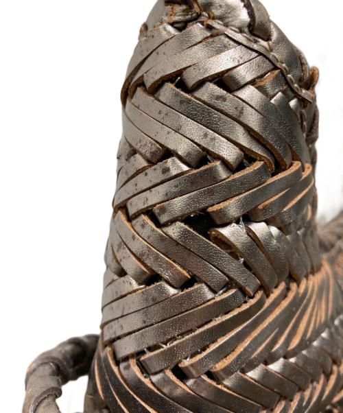 ANYA HINDMARCH（アニヤ・ハインドマーチ）ANYA HINDMARCH (アニヤ・ハインドマーチ) ショルダーバッグ ベージュ サイズ:OneSizeの古着・服飾アイテム