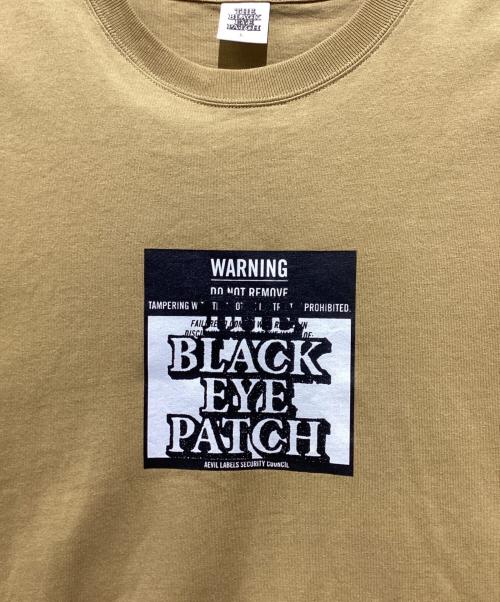 BlackEyePatch（ブラックアイパッチ）BlackEyePatch (ブラックアイパッチ) プリント Tシャツ ベージュ サイズ:Lの古着・服飾アイテム