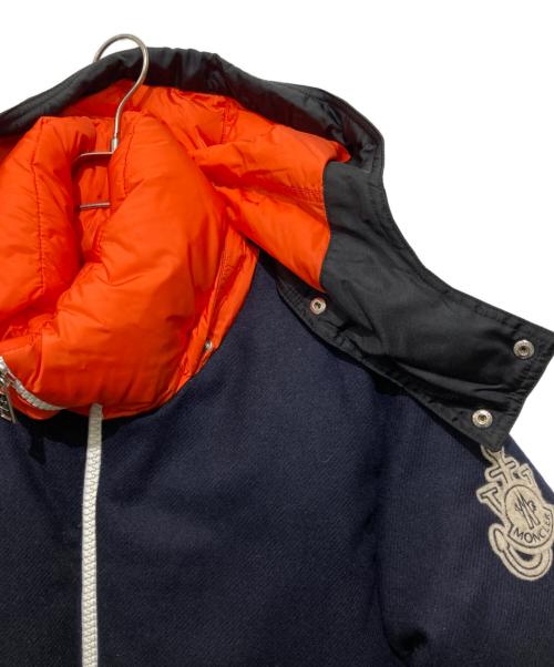 MONCLER（モンクレール）MONCLER (モンクレール) J.W.ANDERSON (ジェイダブリューアンダーソン) STONORウールダウンジャケット ネイビー サイズ:3の古着・服飾アイテム