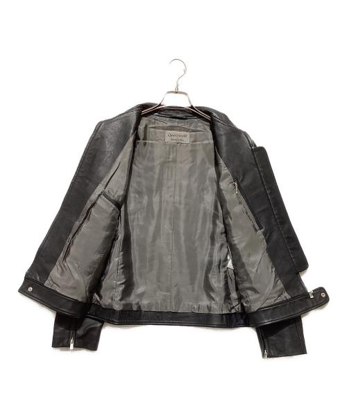 quattrocchi（クアトロッキ）quattrocchi (クアトロッキ) シープスキンシングルライダースジャケット ブラック サイズ:Ｌの古着・服飾アイテム