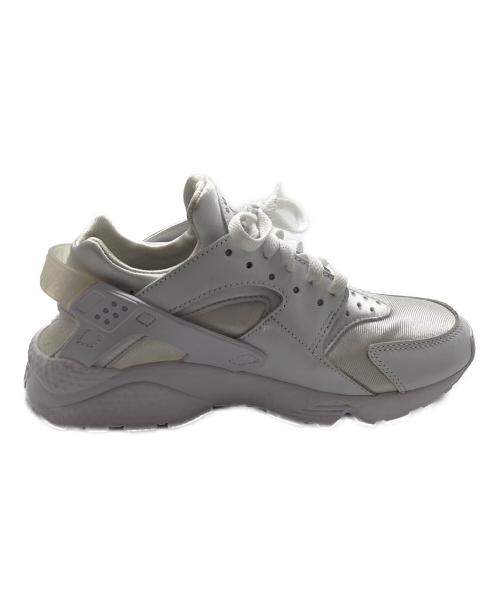 NIKE（ナイキ）NIKE (ナイキ) AIR HUARACHE ホワイト サイズ:23.5の古着・服飾アイテム