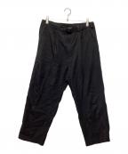 Ujohウジョー）の古着「テープベルト1タックパンツ」｜ブラック