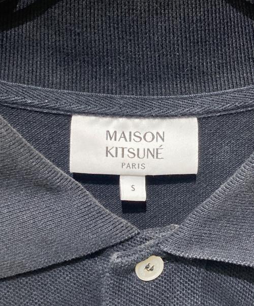 maison kitsune（メゾンキツネ）MAISON KITSUNE (メゾンキツネ) フォックスヘッドワッペンポロシャツ ブラック サイズ:Ｓの古着・服飾アイテム