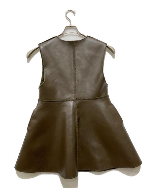 Ameri（アメリ）Ameri (アメリ) ボアVネックリバーシブルペプラムベスト グリーン×ブラウン サイズ:Mの古着・服飾アイテム