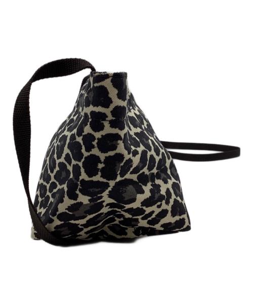 Herve Chapelier（エルベシャプリエ）Herve Chapelier (エルベシャプリエ) ナイロン舟型ショルダーバッグXS ベージュの古着・服飾アイテム